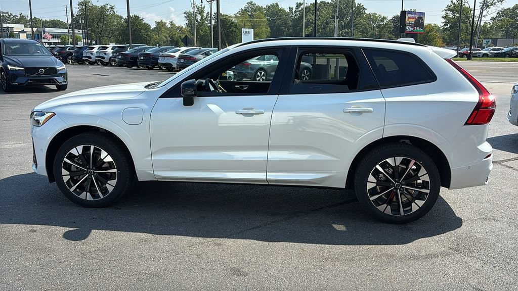 New 2026 Volvo XC60 T8 Plus w/ Protection Package Premier AWD/4WD image 2