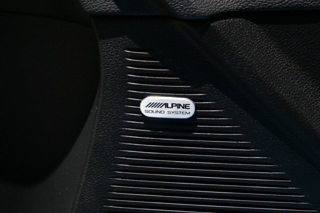 Used 2016 Dodge Challenger R/T Plus RWD image 20