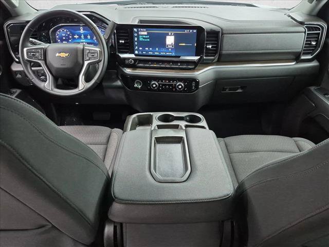 Used 2023 Chevrolet Silverado 1500 LT RWD image 17