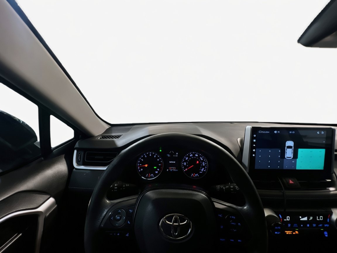 Used 2021 Toyota RAV4 XLE w/ Carpet Mat Package (TMS) FWD image 7