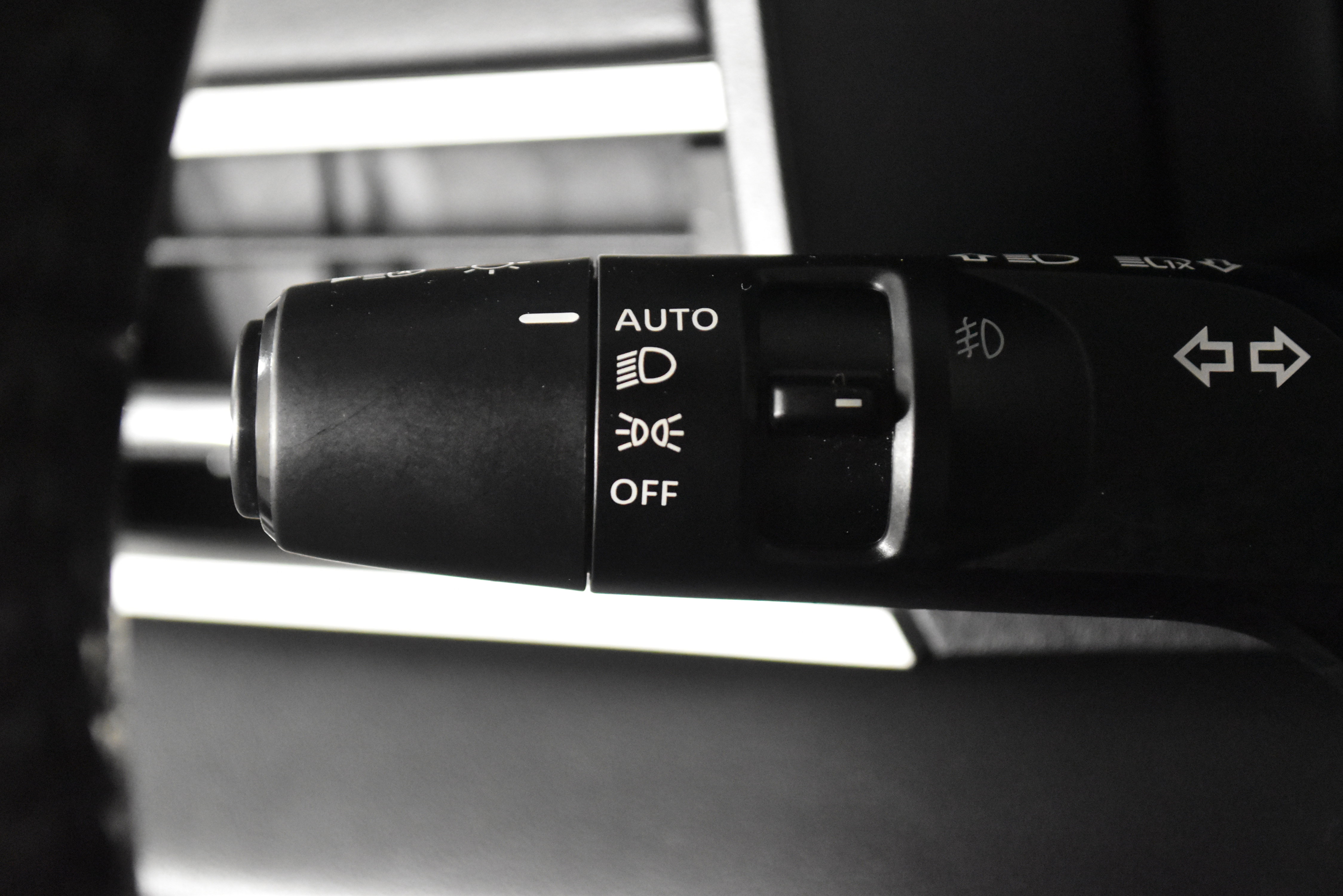 Used 2024 Mitsubishi Outlander SE image 22