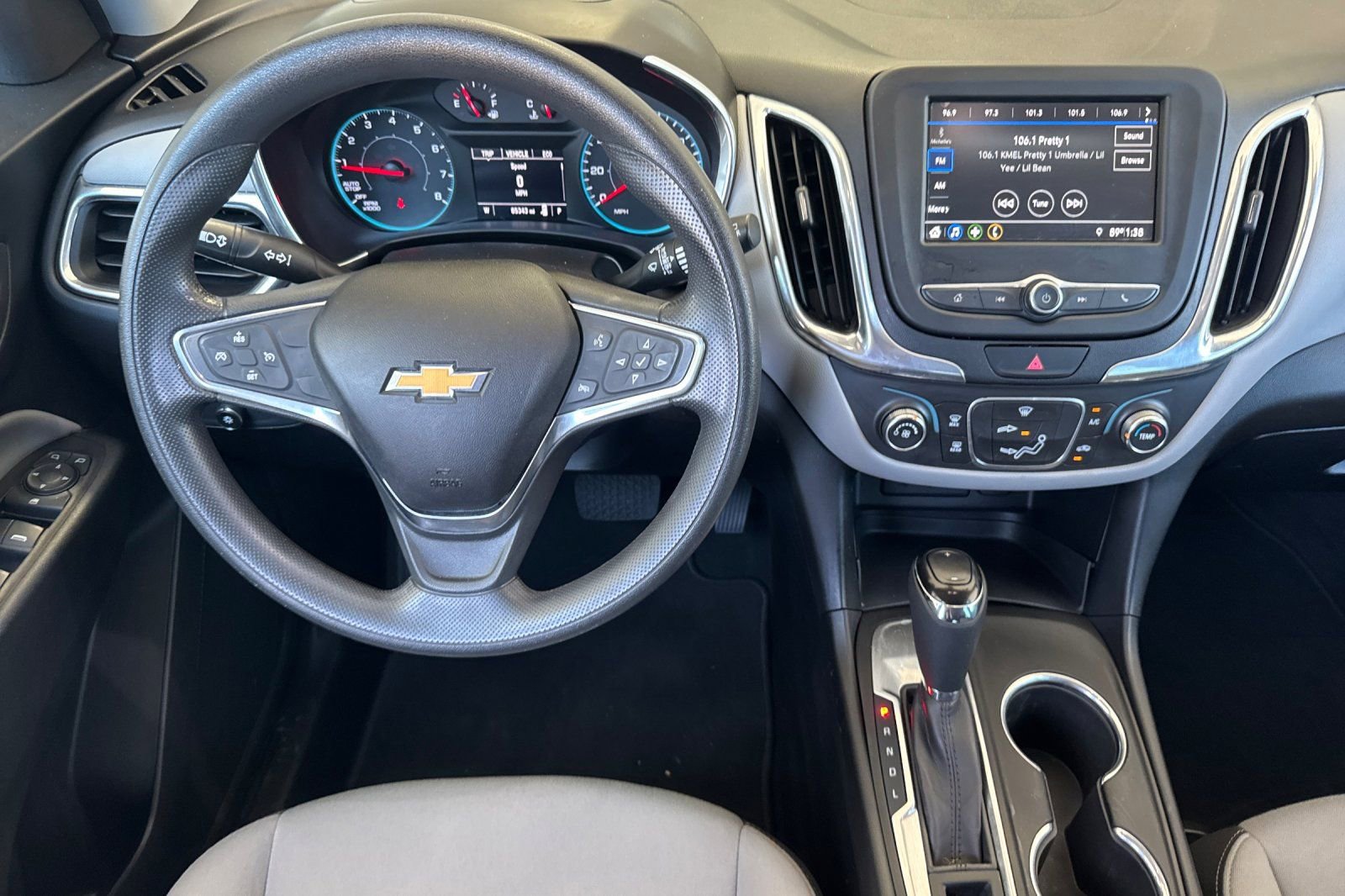 Used 2019 Chevrolet Equinox LS FWD image 14