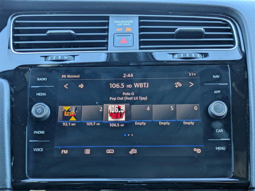 Used 2019 Volkswagen Golf R 4-Door image 18