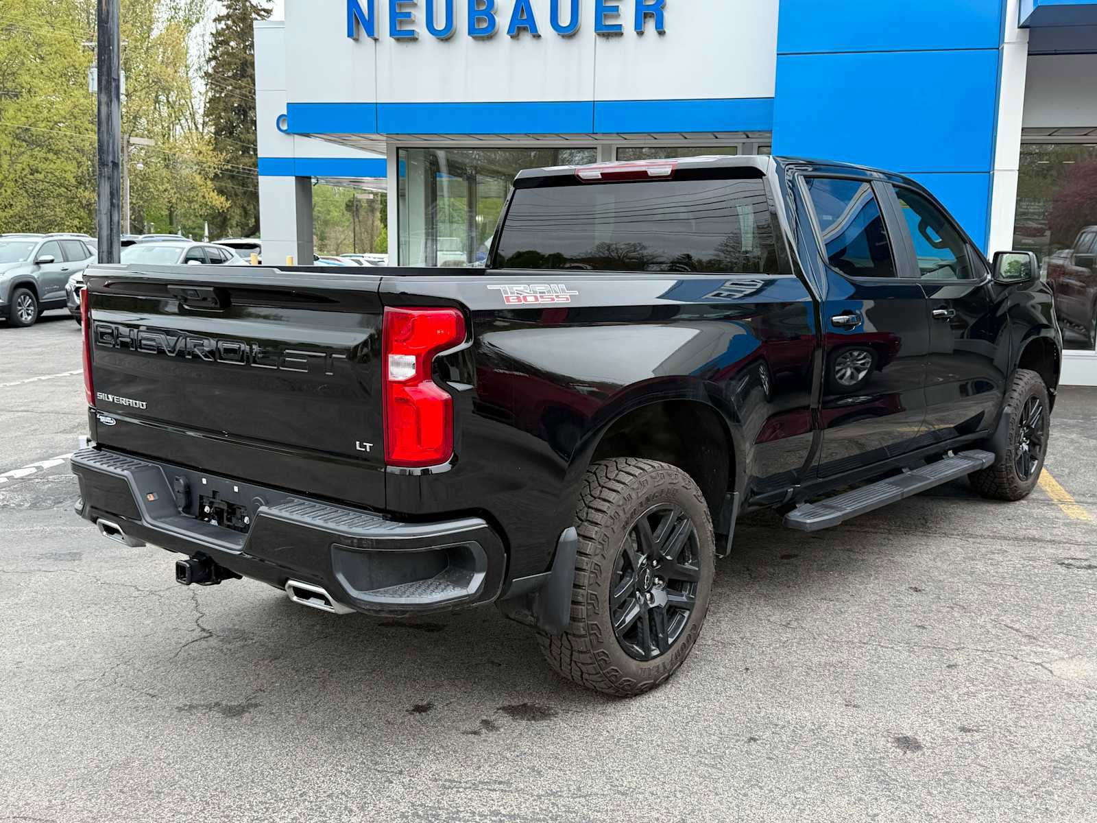 Used 2024 Chevrolet Silverado 1500 LT Trail Boss image 4