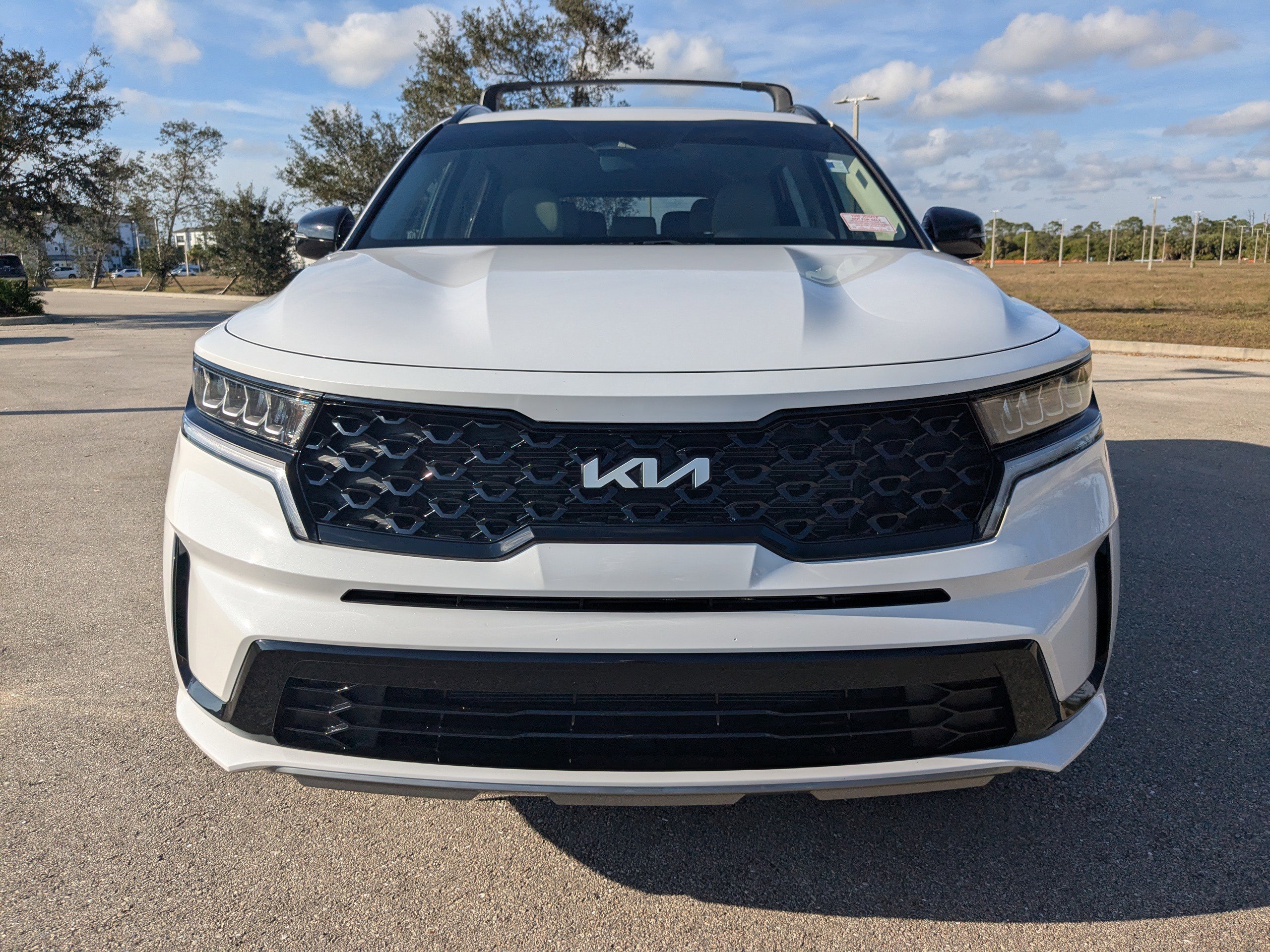 Used 2023 Kia Sorento S image 10