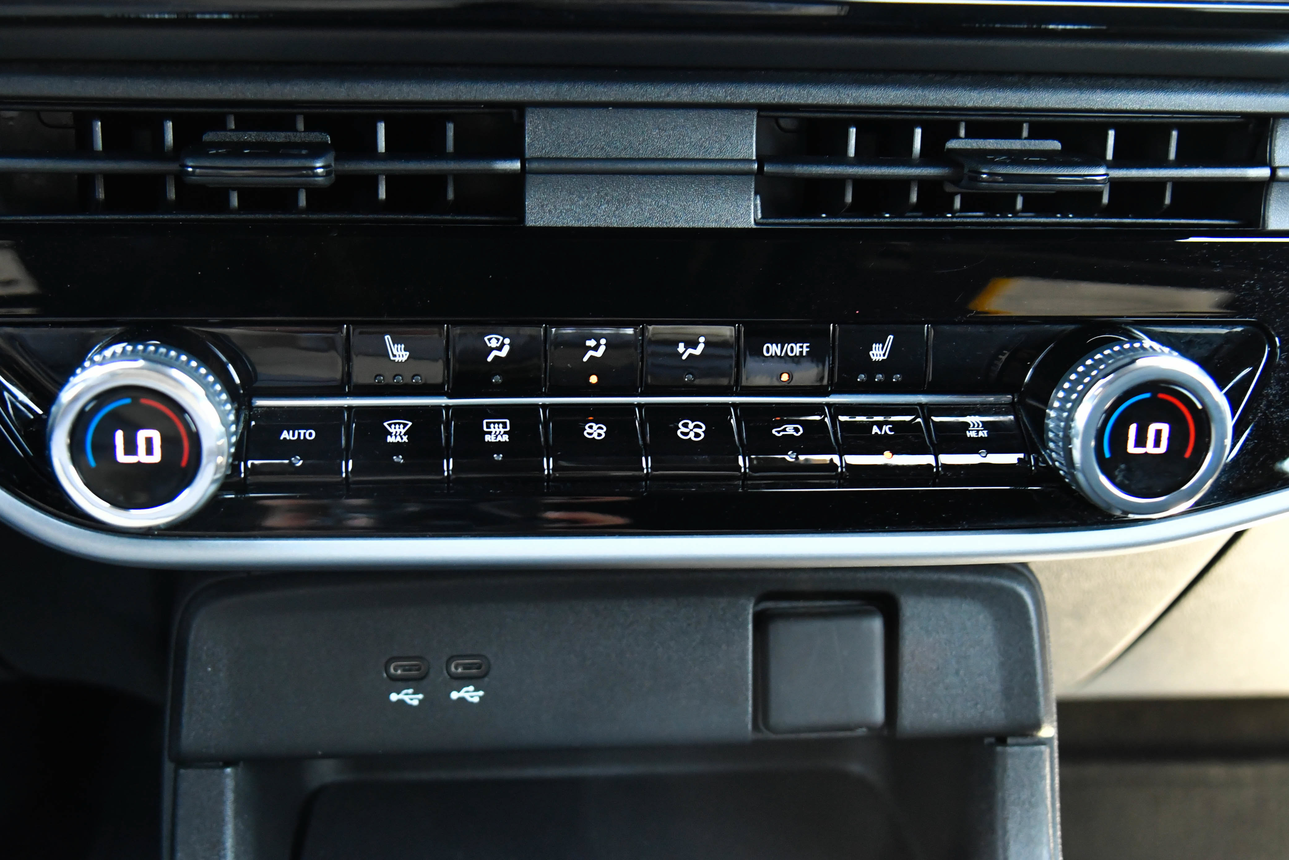 Used 2024 Honda Prologue EX image 27