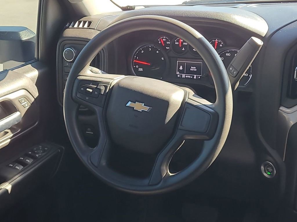 Used 2024 Chevrolet Silverado 2500 Custom w/ Custom Value Package image 22