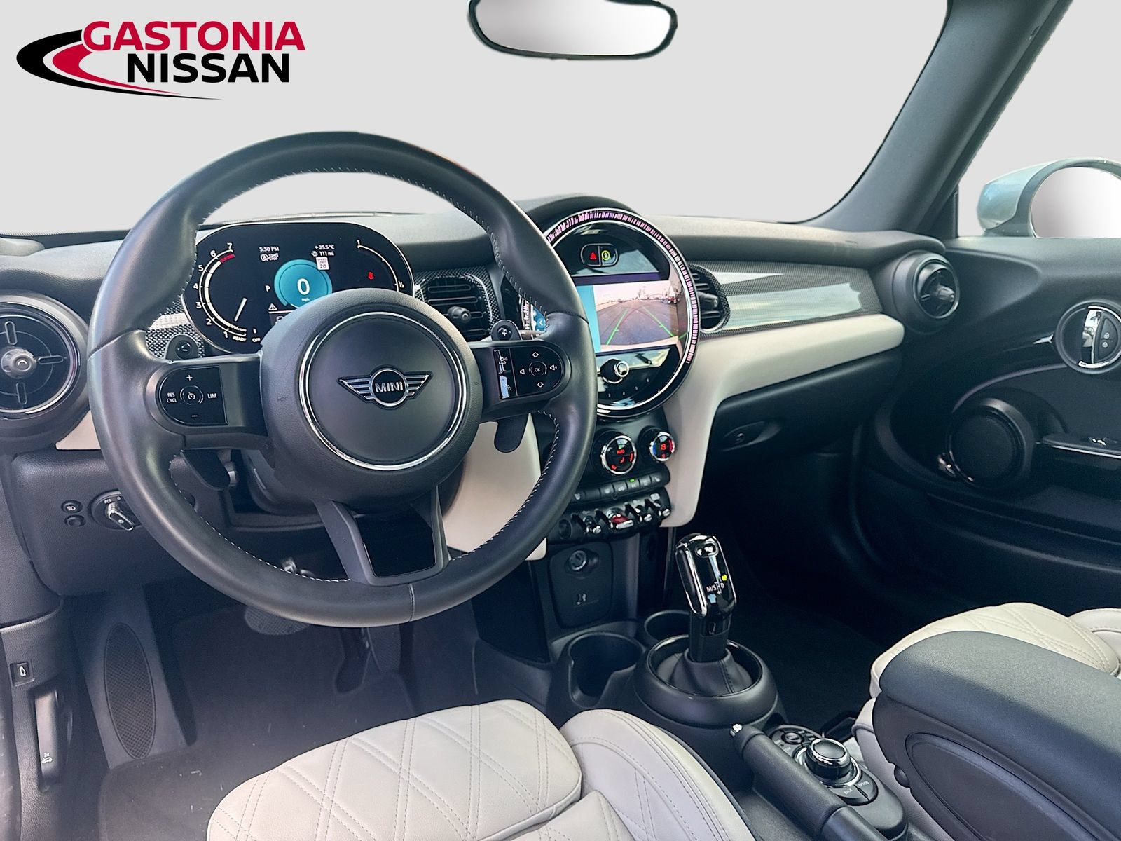 Used 2024 MINI Cooper S w/ Signature Upholstery Package FWD image 31