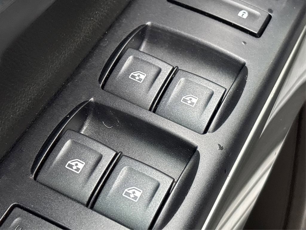 Used 2018 Chevrolet Silverado 1500 LT w/ All Star Edition image 31