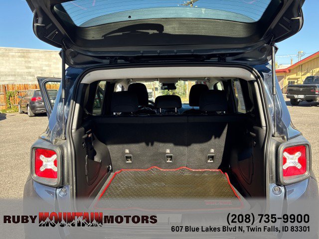 Used 2020 Jeep Renegade Trailhawk AWD/4WD image 27