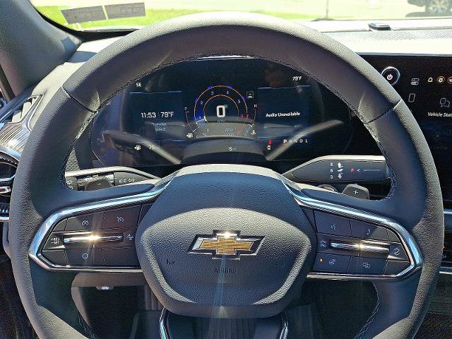 New 2026 Chevrolet Equinox LT w/ Convenience Package II FWD image 12