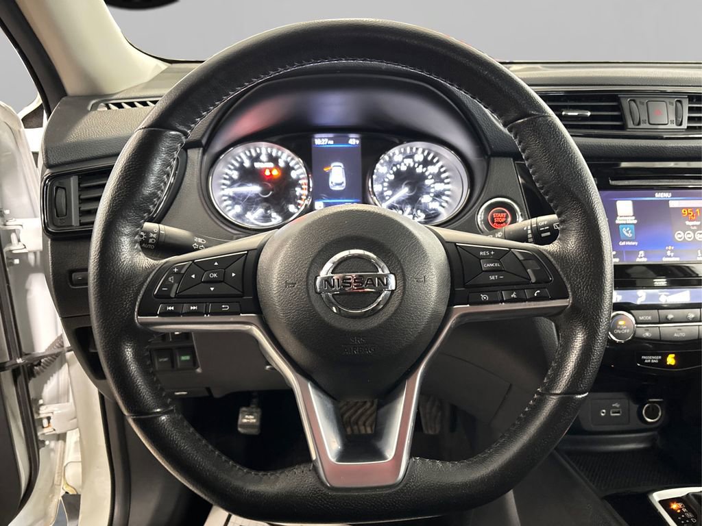 Used 2019 Nissan Rogue SV image 24