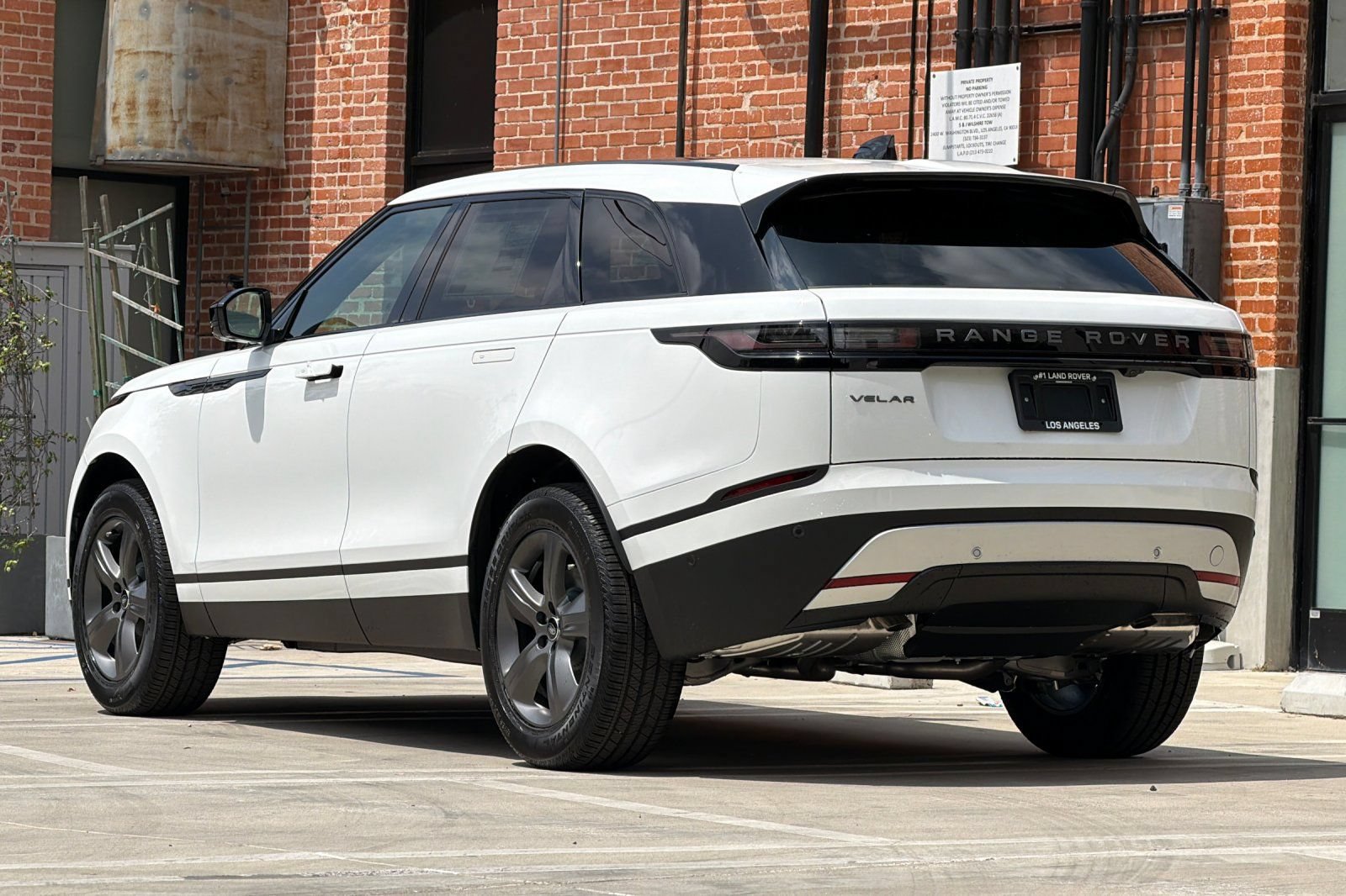 New 2026 Land Rover Range Rover Velar S AWD/4WD image 3