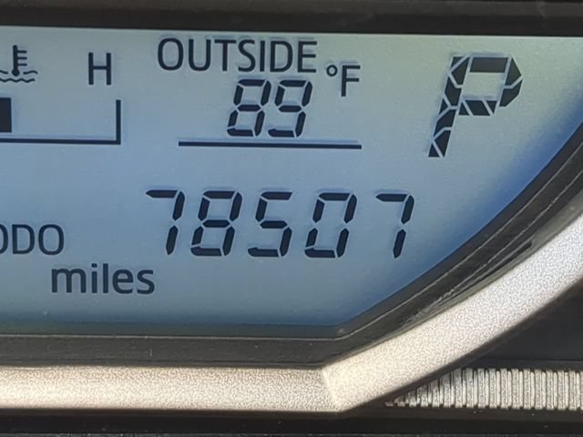 Used 2014 Toyota RAV4 LE FWD image 31