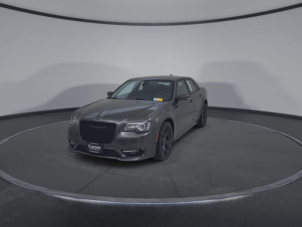 Certified 2023 Chrysler 300 Touring L w/ Comfort Group RWD image 7