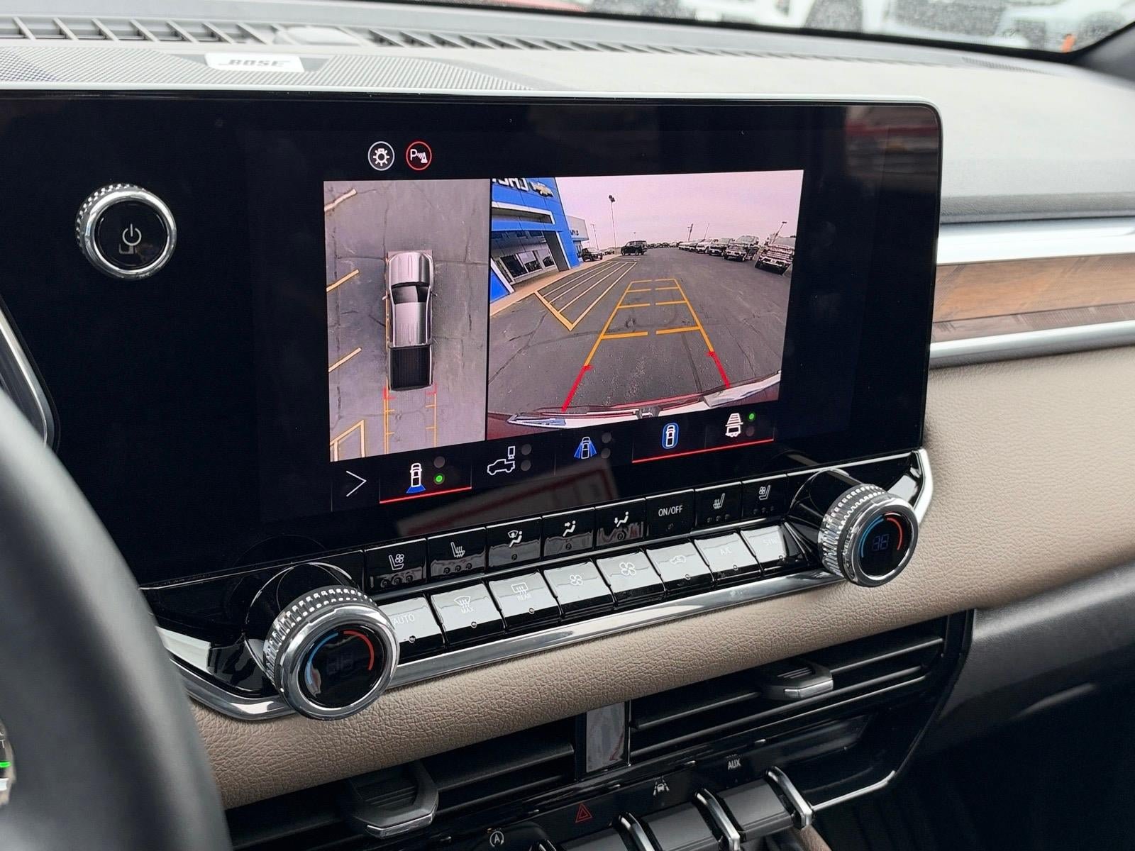 Used 2026 GMC Canyon Denali AWD/4WD image 14