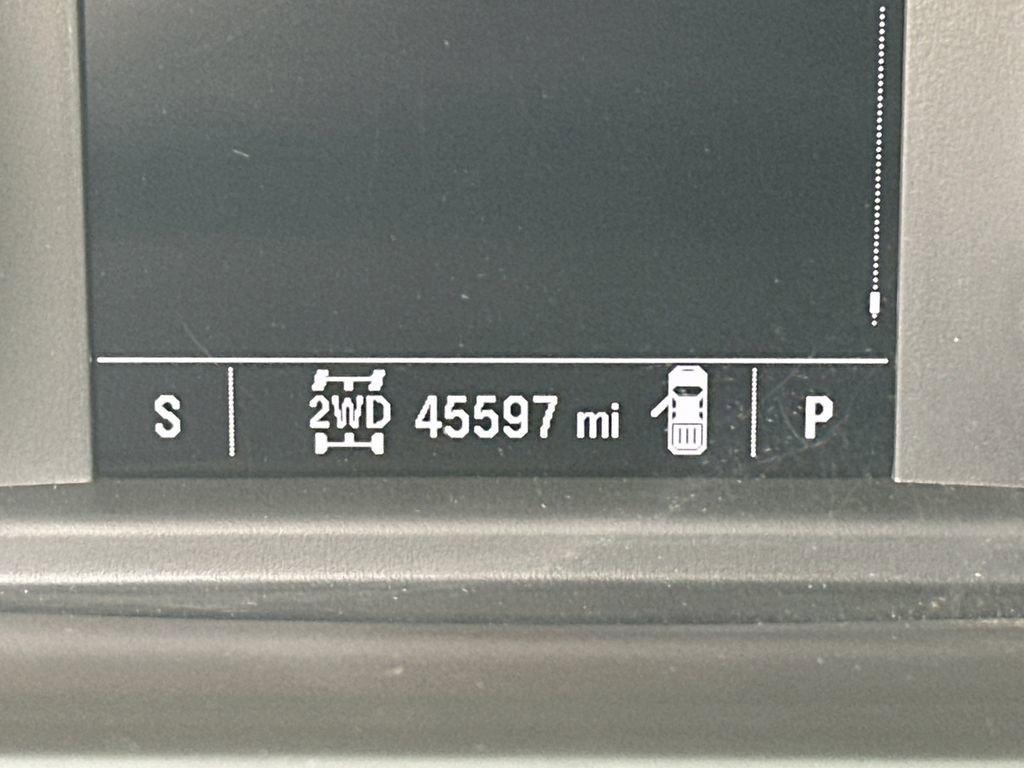 Used 2025 Chevrolet Silverado 2500 Custom w/ Custom Value Package image 27