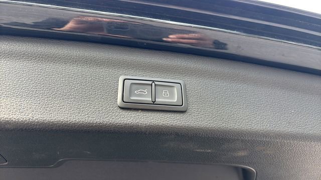 Used 2023 Audi Q3 2.0T Premium image 38