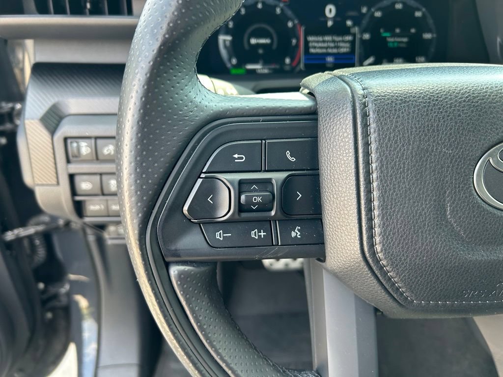 Used 2025 Toyota 4Runner TRD Pro AWD/4WD image 13