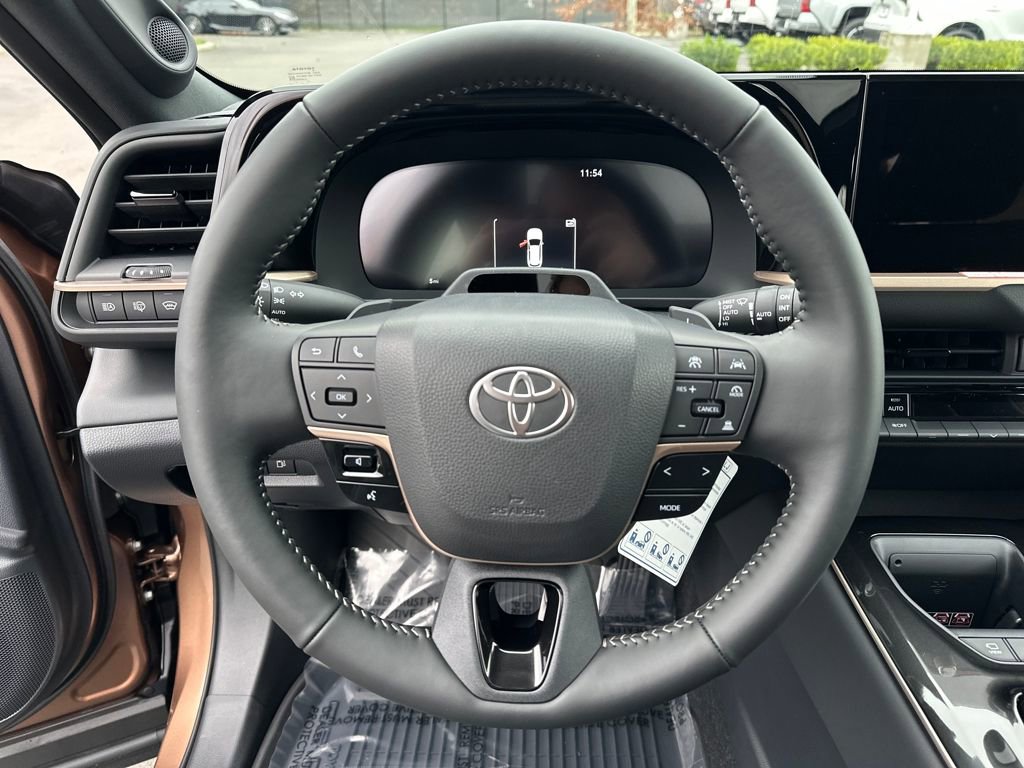 New 2025 Toyota Crown Signia image 18