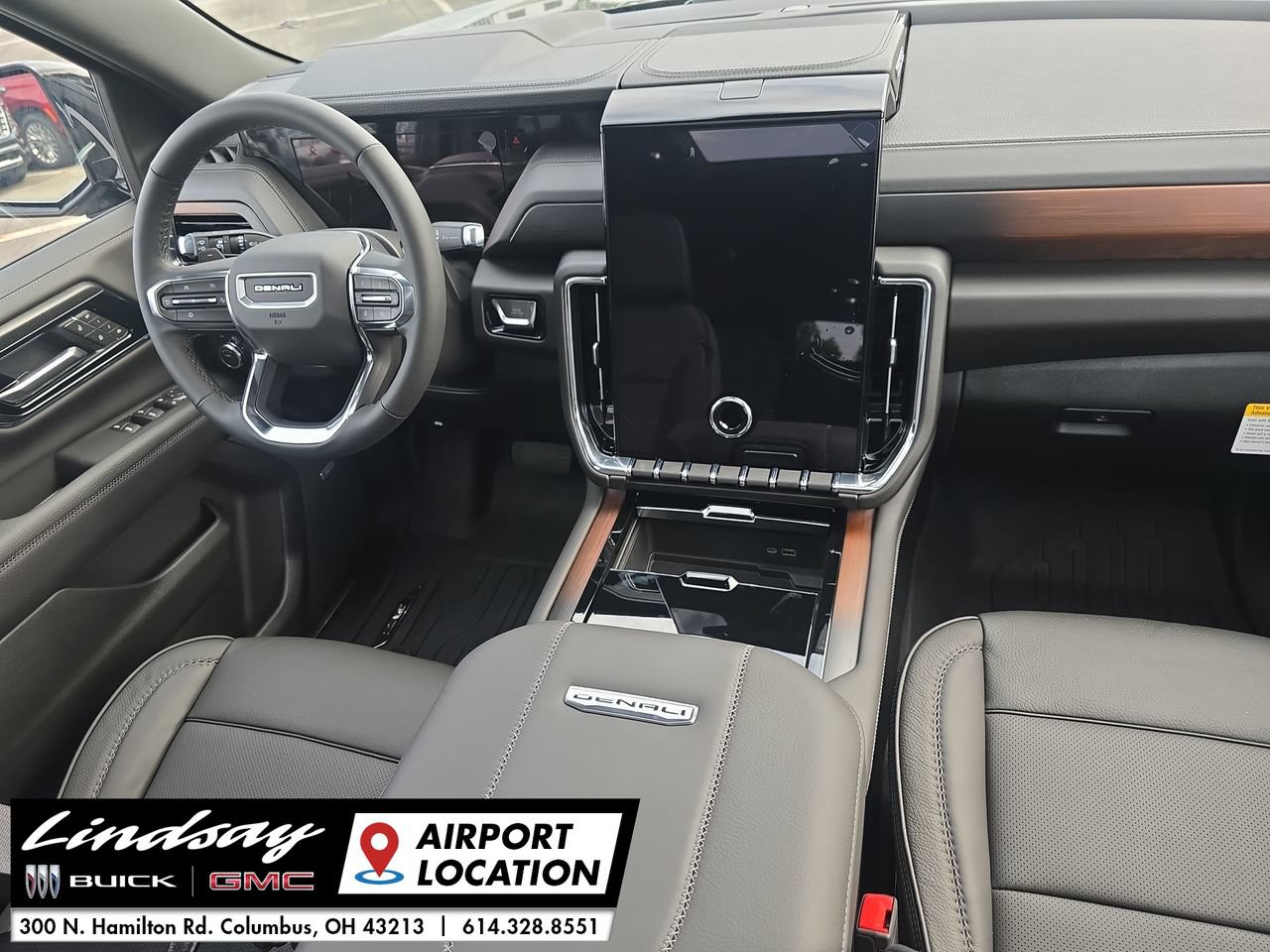 New 2026 GMC Yukon Denali w/ Sun & Power Step Package AWD/4WD image 31