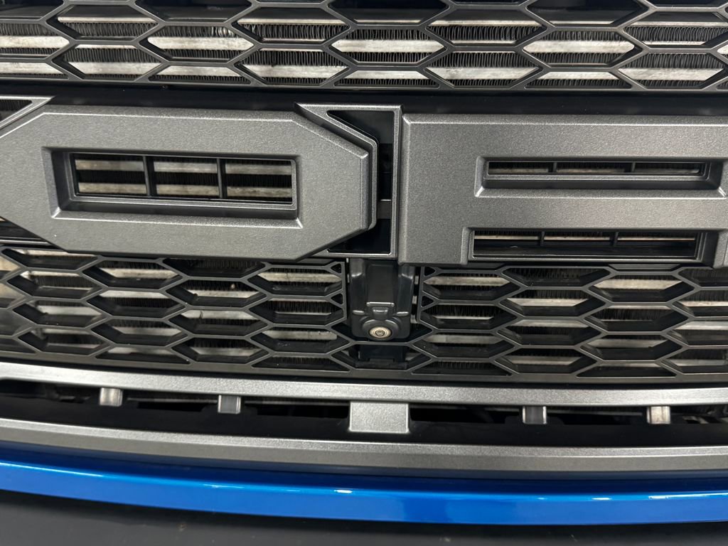 Used 2019 Ford F150 Raptor w/ Equipment Group 802A Luxury image 35