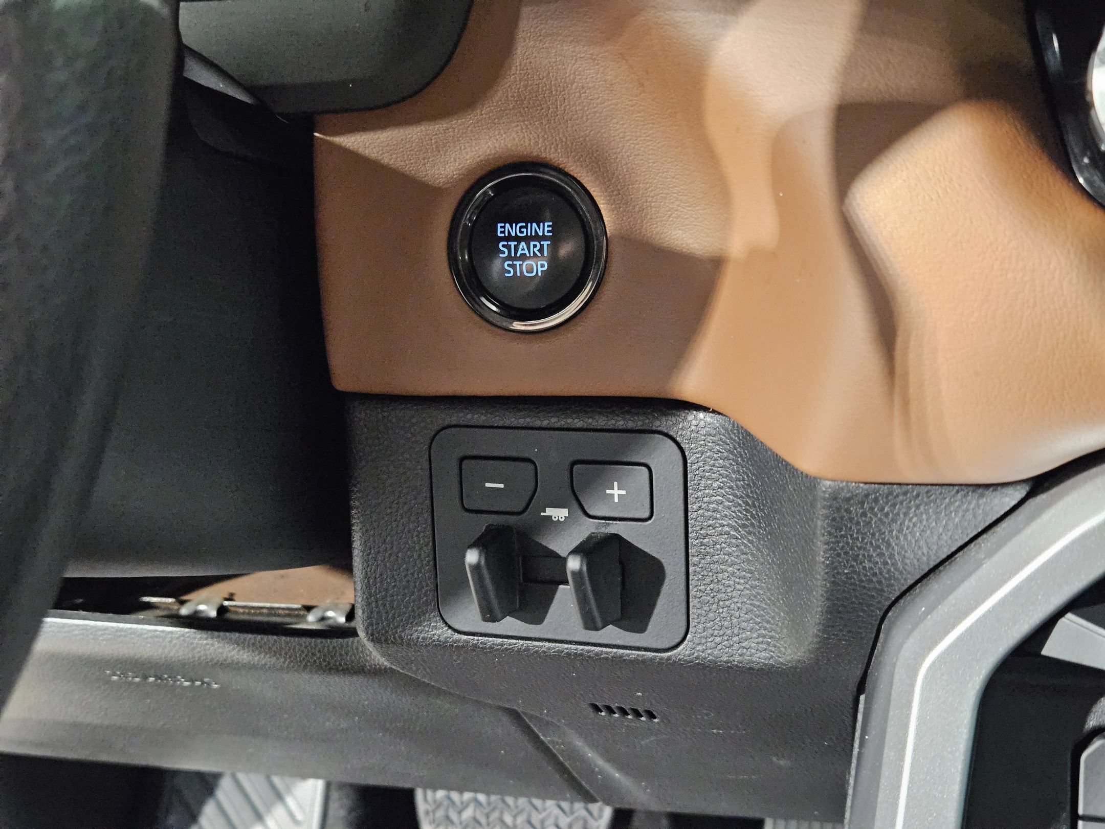 Used 2025 Toyota Tundra 1794 Edition AWD/4WD image 34