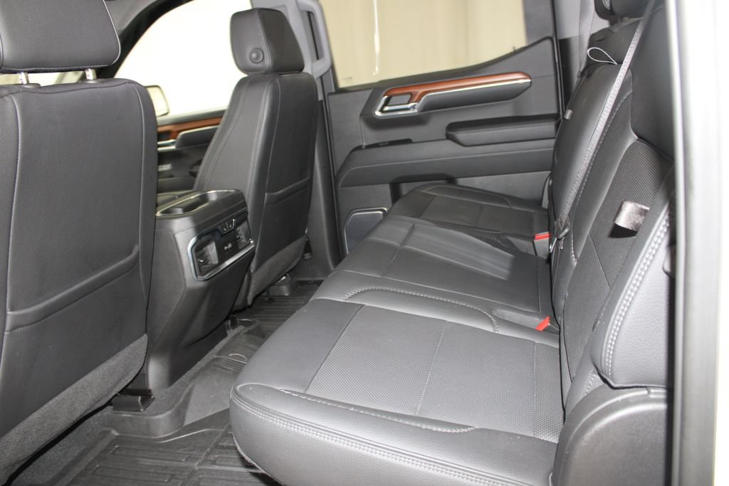 Used 2023 GMC Sierra 1500 Denali w/ Denali Reserve Package AWD/4WD image 29