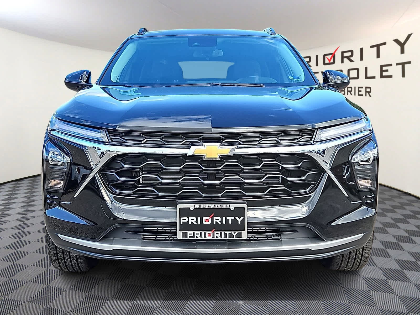 New 2026 Chevrolet Trax LT FWD image 2