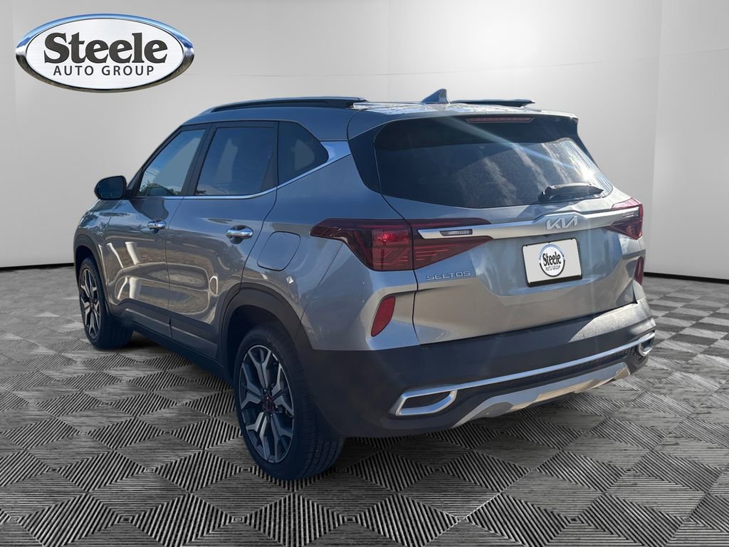 Used 2023 Kia Seltos SX image 3