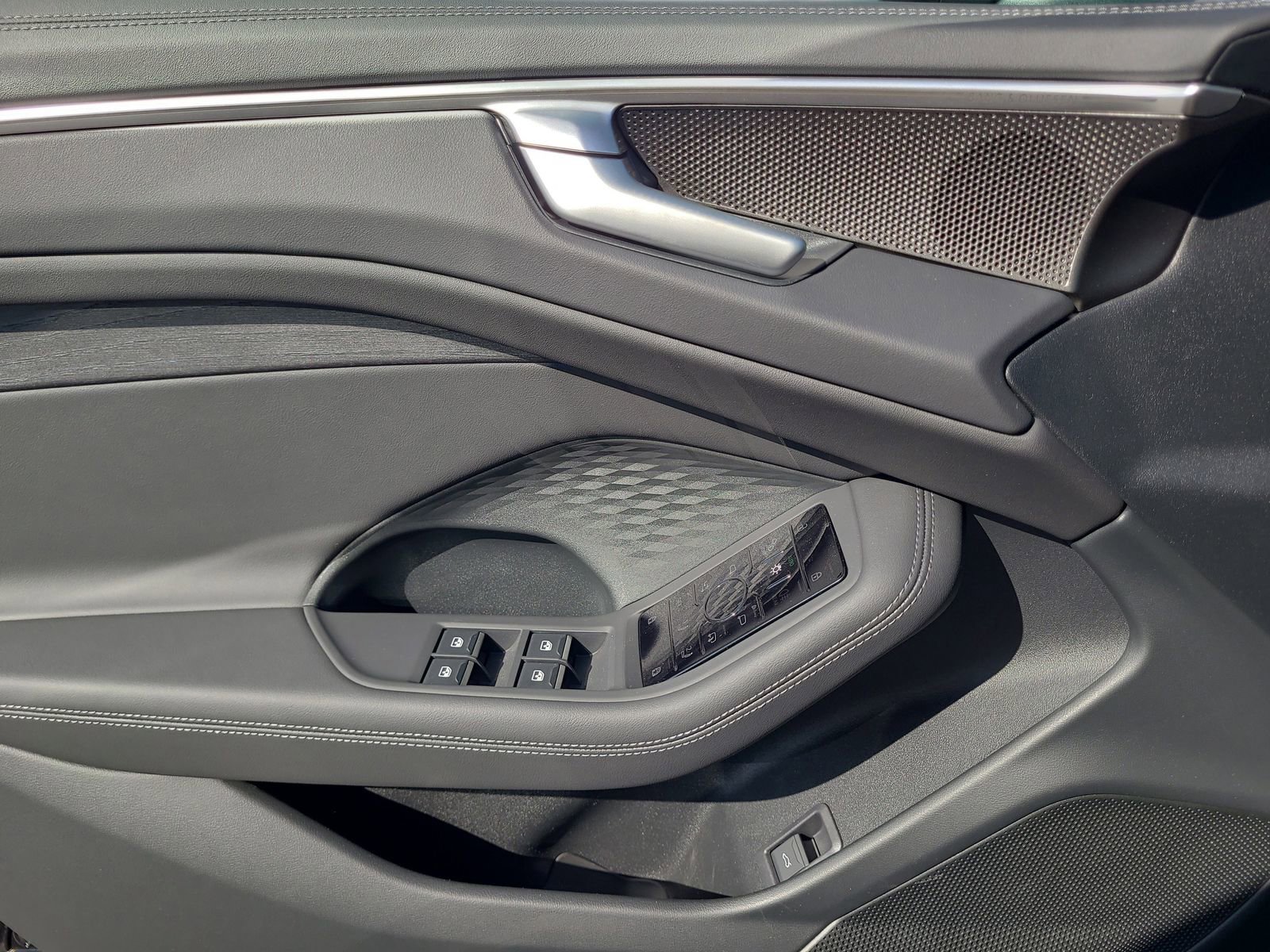 New 2026 Audi A6 Premium Plus AWD/4WD image 21