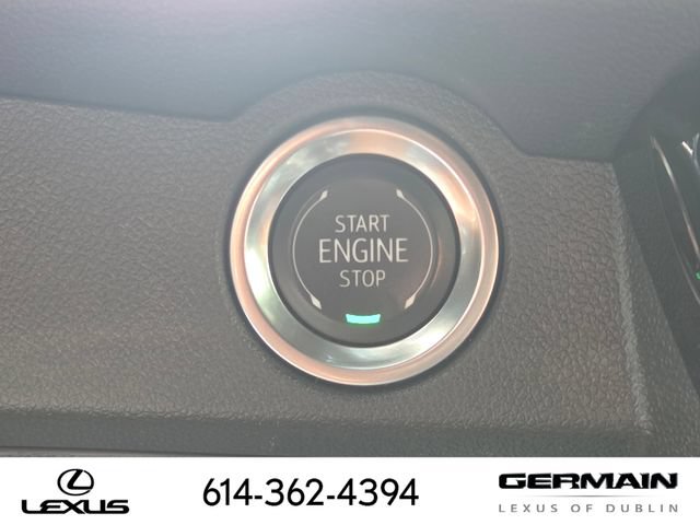 Used 2024 Chevrolet Traverse LT w/ Midnight/Sport Edition AWD/4WD image 26