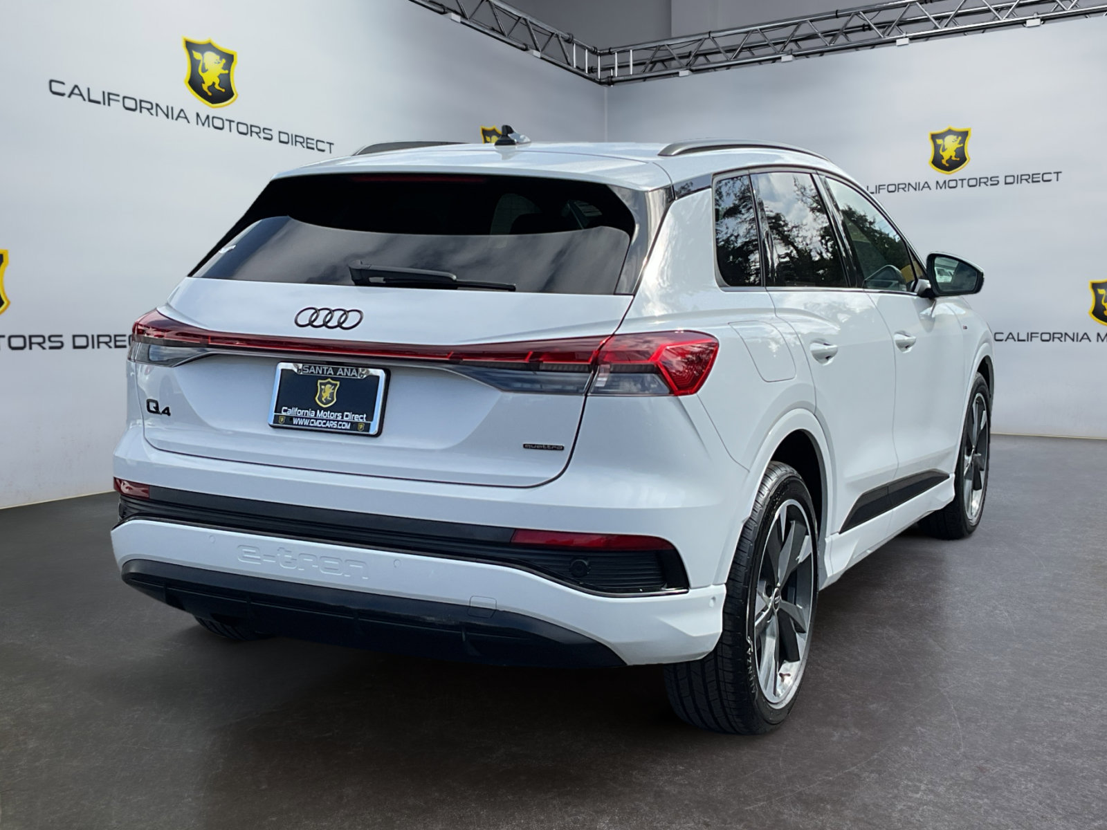 Used 2024 Audi Q4 e-tron Premium Plus w/ Premium Plus AWD/4WD image 5