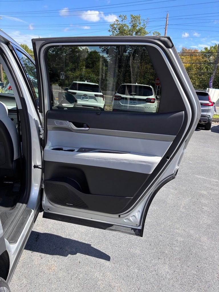 Used 2024 Hyundai Palisade SEL AWD/4WD image 27