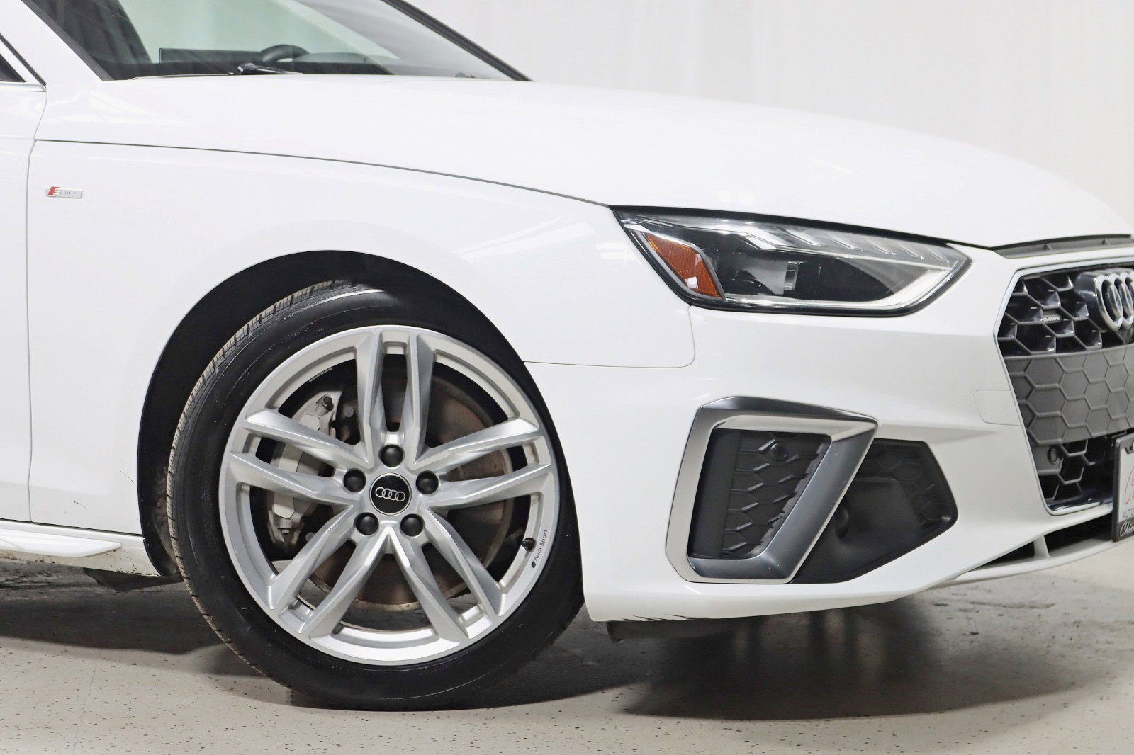 Used 2024 Audi A4 2.0T Premium Plus AWD/4WD image 5