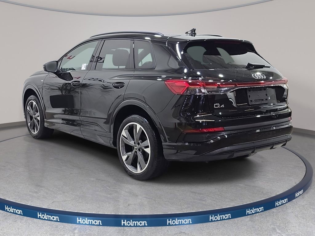 Used 2024 Audi Q4 e-tron Premium w/ Convenience Package image 8