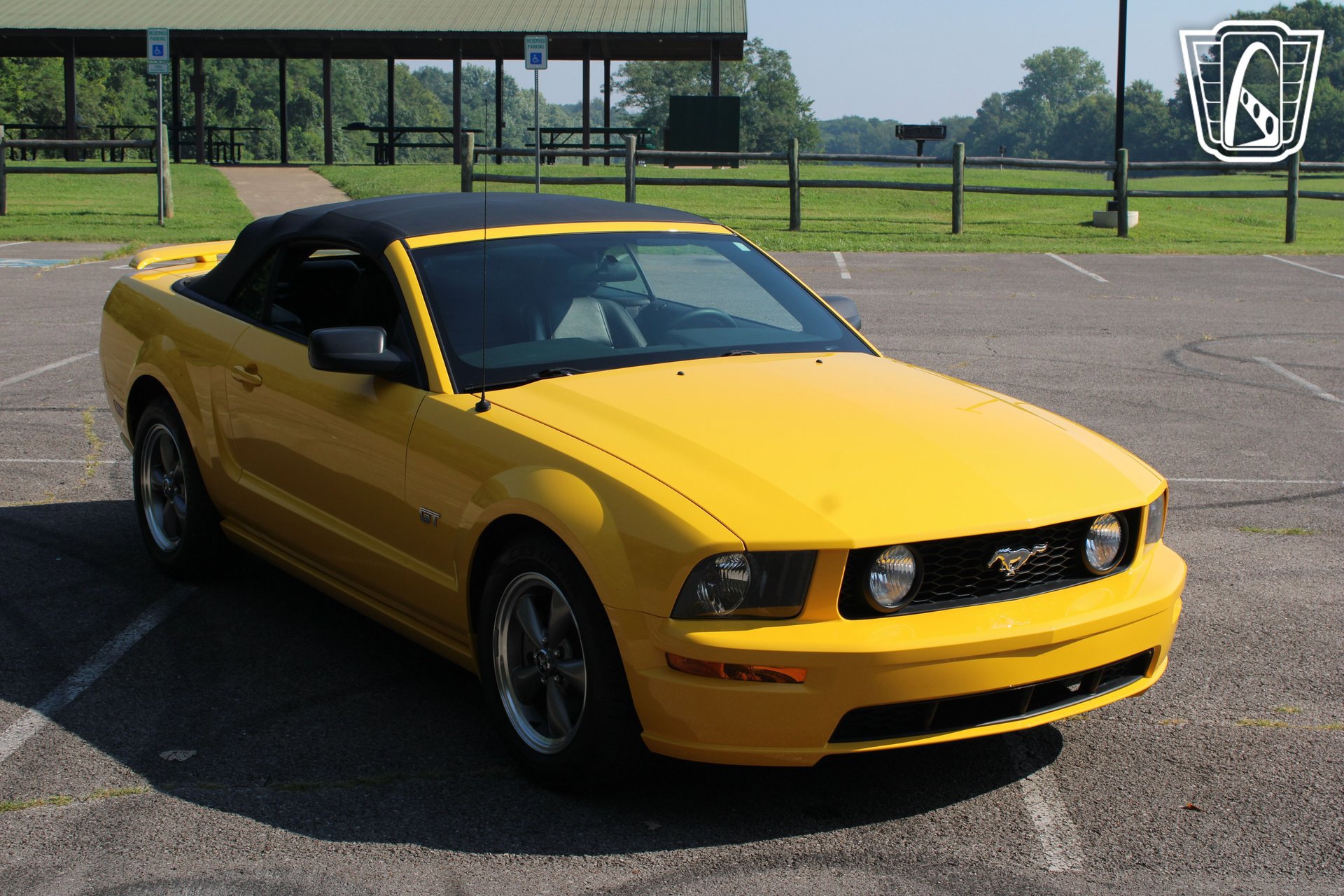 Used 2006 Ford Mustang GT RWD image 21