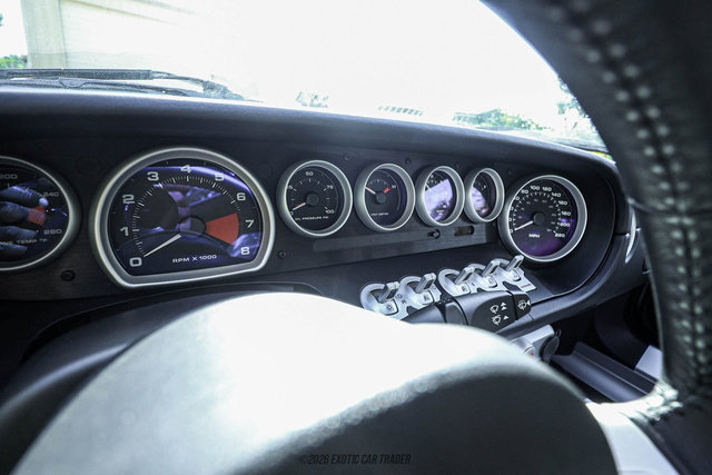 Used 2005 Ford GT RWD image 31