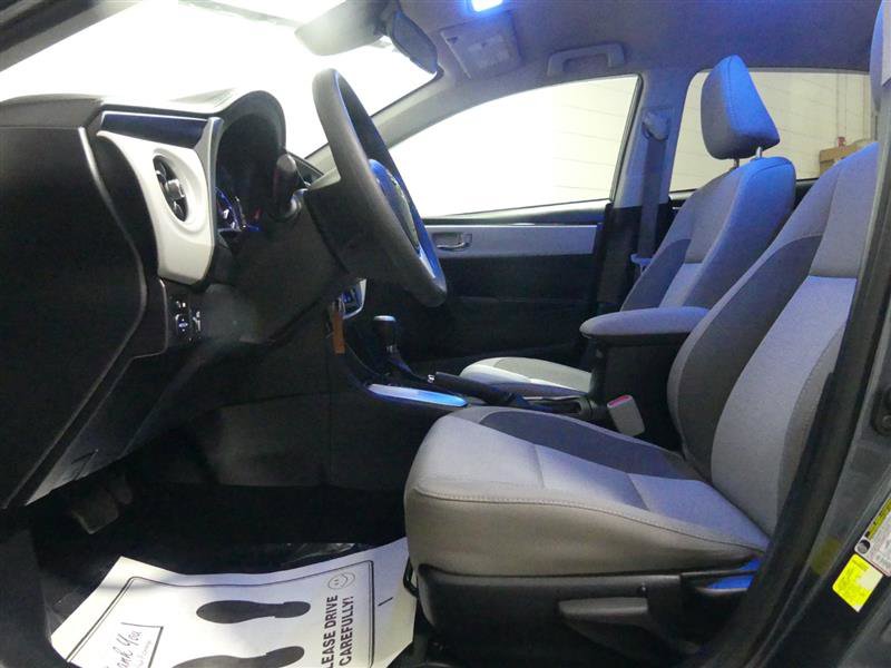 Used 2019 Toyota Corolla LE image 21