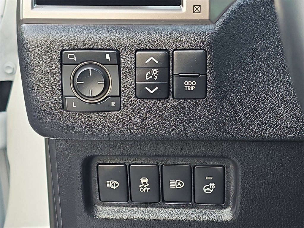 Used 2022 Lexus GX 460 Premium image 26