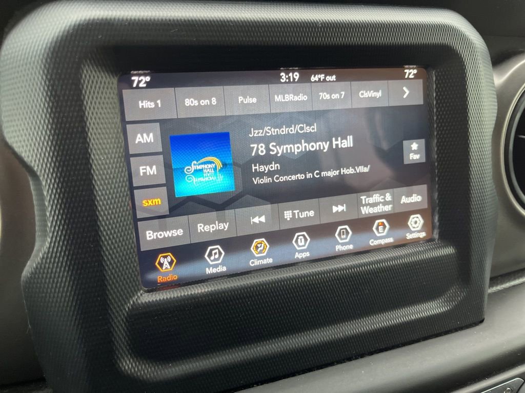 Used 2023 Jeep Wrangler Freedom Edition image 32