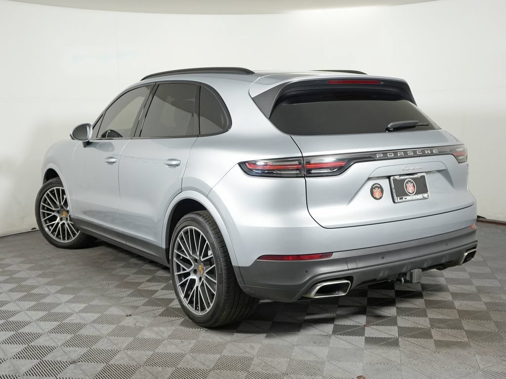 Certified 2023 Porsche Cayenne AWD/4WD image 3