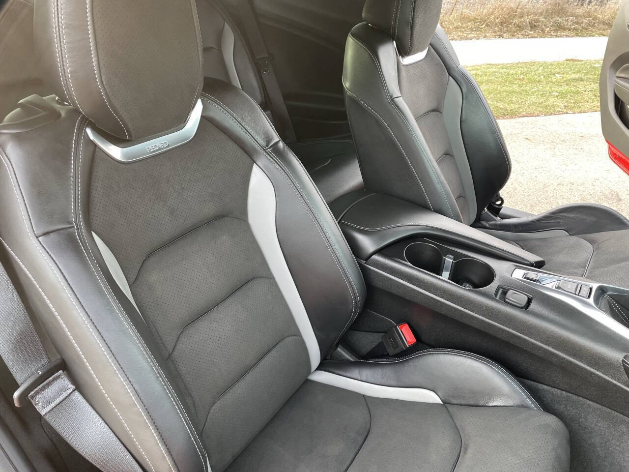 Used 2018 Chevrolet Camaro SS RWD image 43