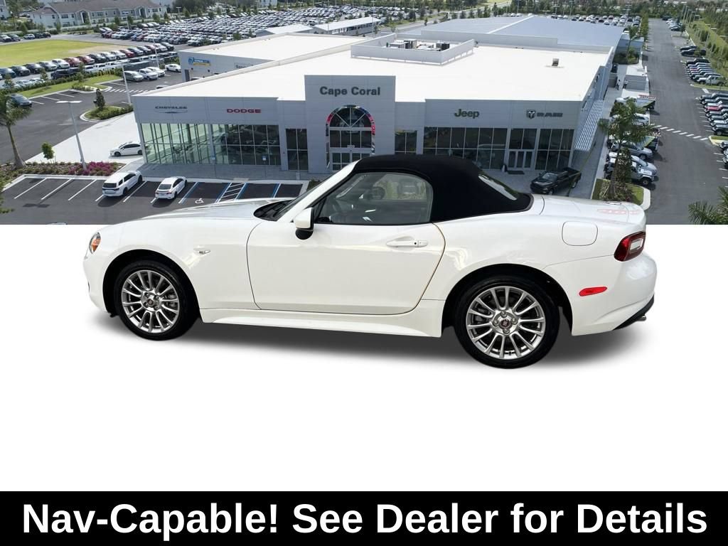 Used 2018 FIAT 124 Spider Classica w/ Technology Group RWD image 11