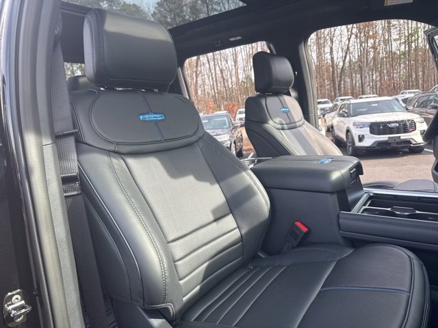 New 2026 Ford F250 Platinum w/ Tremor Off-Road Package image 22
