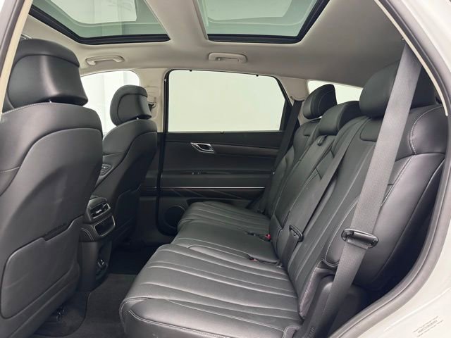 Used 2024 Genesis GV80 3.5T image 18
