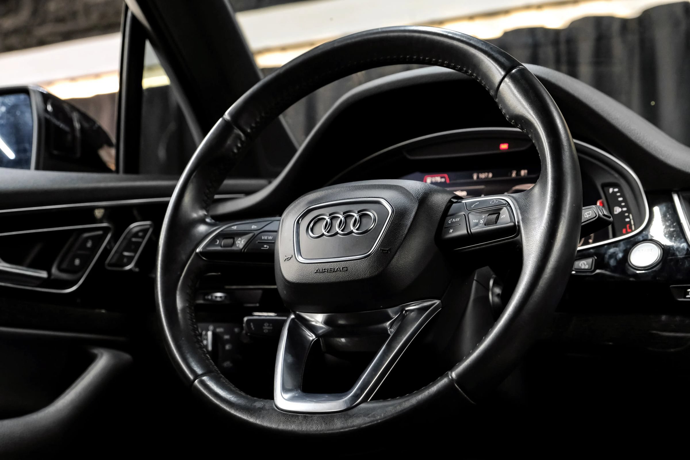 Used 2019 Audi Q7 3.0T Prestige w/ Prestige Package AWD/4WD image 14