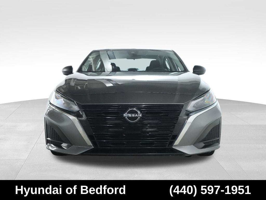 Used 2024 Nissan Altima 2.5 S FWD image 5