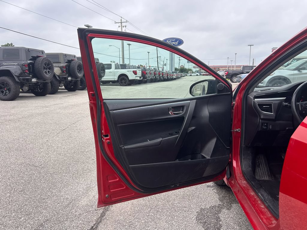 Used 2014 Toyota Corolla S FWD image 12