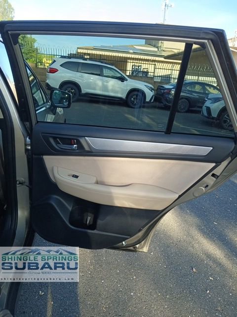 Used 2017 Subaru Outback 2.5i Premium w/ Popular Package #2 image 24